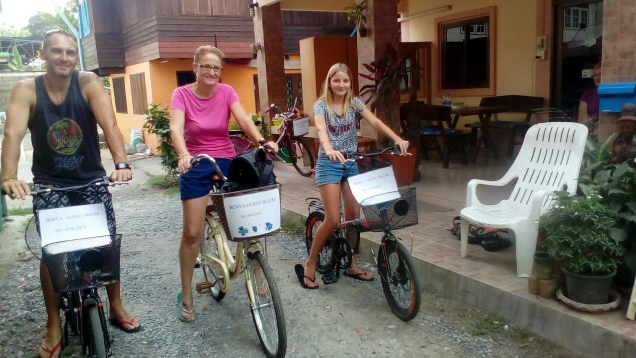 Benya Guest House Phimai Buitenkant foto