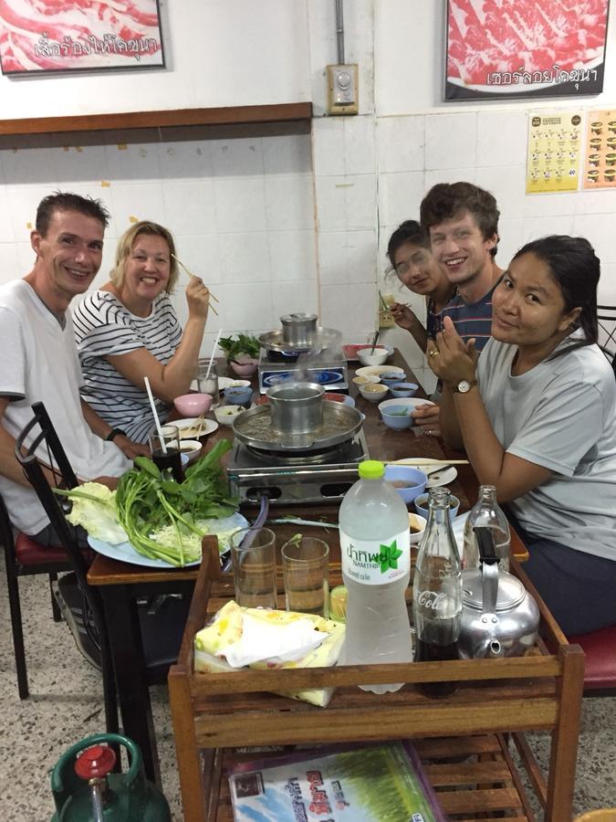 Benya Guest House Phimai Buitenkant foto